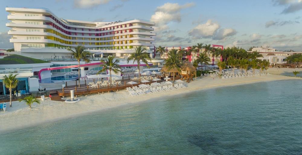 Temptation At The Tower Cancun Resort (Adults Only) Exteriör bild