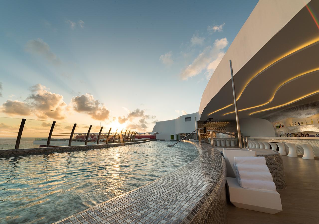Temptation At The Tower Cancun Resort (Adults Only) Exteriör bild