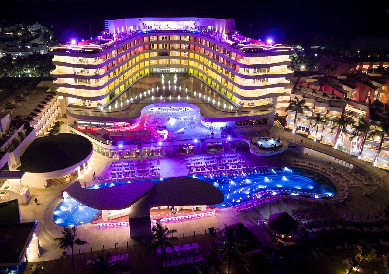 Temptation At The Tower Cancun Resort (Adults Only) Exteriör bild