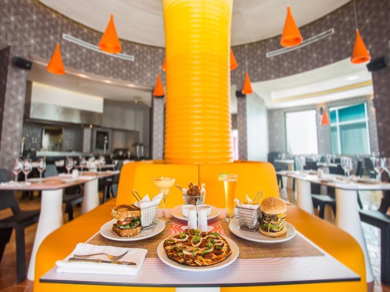 Temptation At The Tower Cancun Resort (Adults Only) Exteriör bild